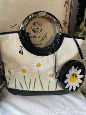 Lulu By Lulu Guinness Bee Daisy Basketweave Woven Top Handle Handbag